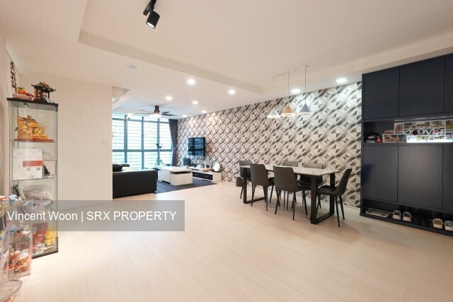 Blk 188 Punggol Central (Punggol), HDB Executive #637720111